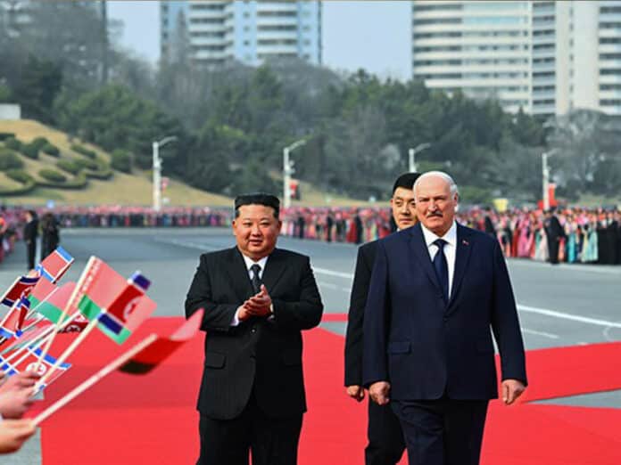 Зустріч диктаторів: Лукашенко прибув до Кім Чен Ина