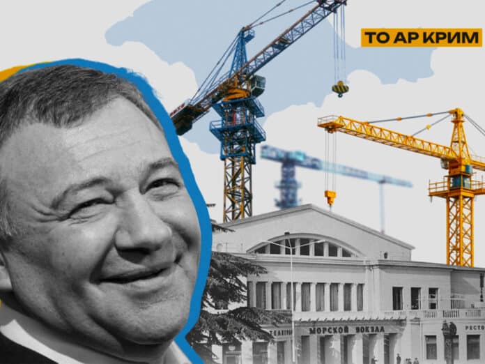 У Ялті в Криму окупанти почали будівництво ігорної зони на місці морпорту
