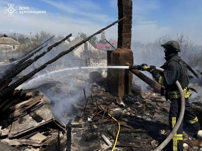 За добу рф атакувала понад 30 населених пунктів Херсонщини: наслідки 01