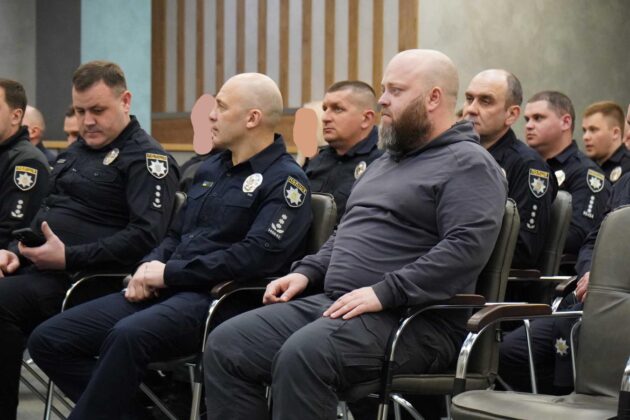 Відзначено оперативників Луганщини з нагоди професійного свята 014