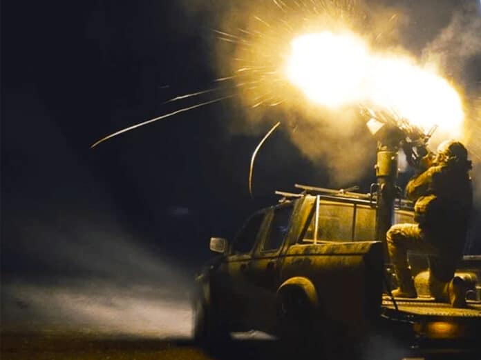 ППО відбила дві хвилі атак: десятки ракет і сотні дронів знищено