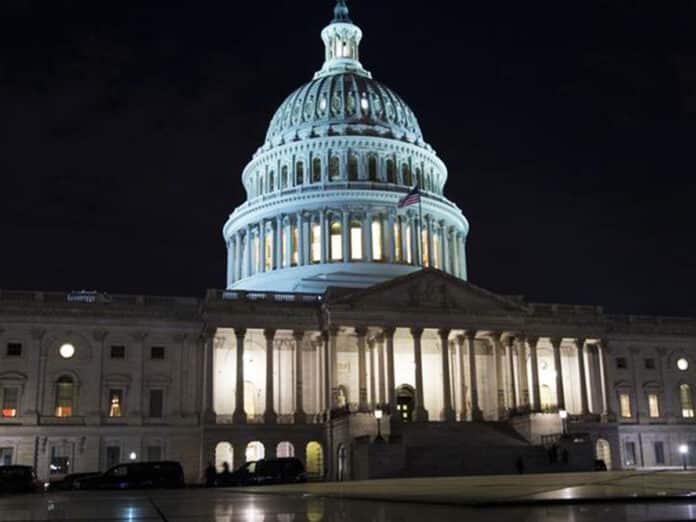 Сенатори різко розкритикували Трампа за поступки кремлю