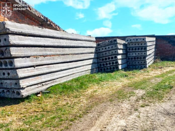 На Сумщині експосадовець ДСНС використовував підлеглих для приватного будівництва