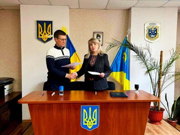 «Пліч-о-пліч»: Мілівська громада розвиває мережу партнерств для допомоги ВПО та збереження спадщини Луганщини