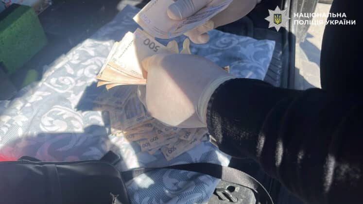 У Запоріжжі затримали комбата ЗСУ за вимагання відкатів з бойових виплат 06