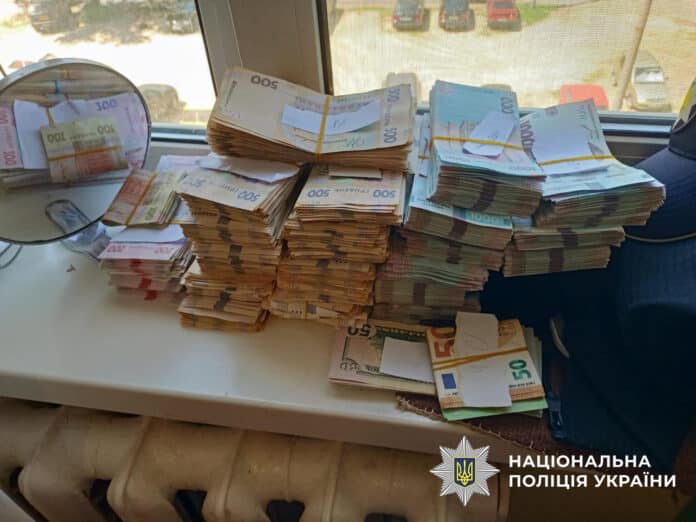 Фіктивна інвалідність: Нацполіція викрила схему на 200 мільйонів гривень 07