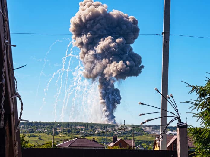 Під Бєлгородом російський льотчик «загубив» КАБ на росіян