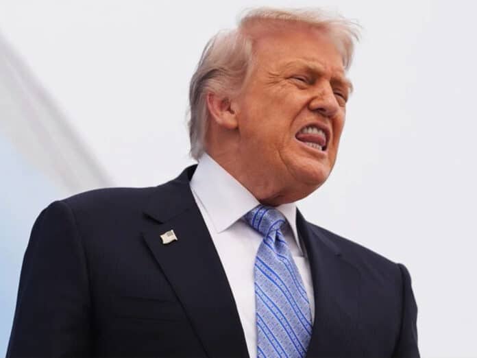 Трамп заявив про готовність захопити Ормузьку протоку