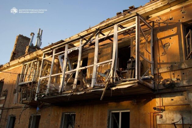 Масована атака на Дніпро: велика кількість жертв, руйнування 033