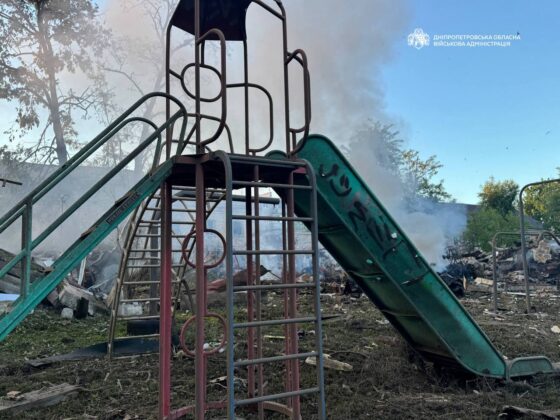 Масована атака на Дніпро: велика кількість жертв, руйнування 020