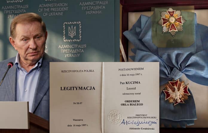 Другий президент України Леонід Кучма заявив про відмову від ордена Польщі