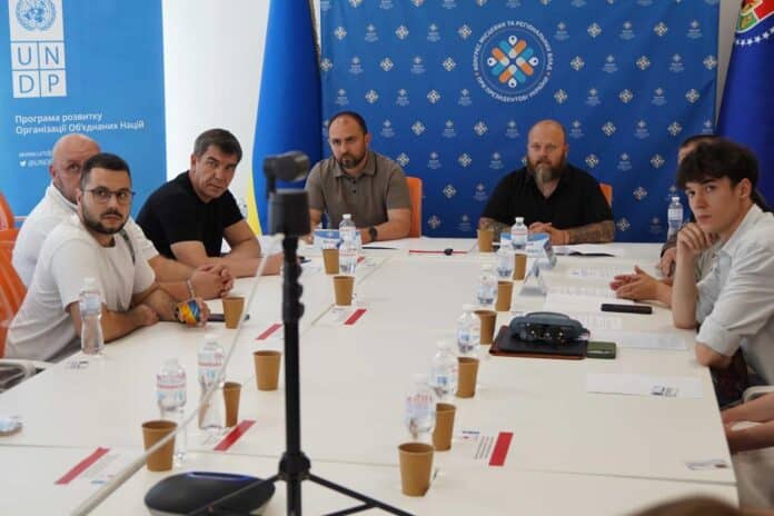 Перше засідання Луганського регіонального молодіжного конгресу: молодь долучається до формування держполітики