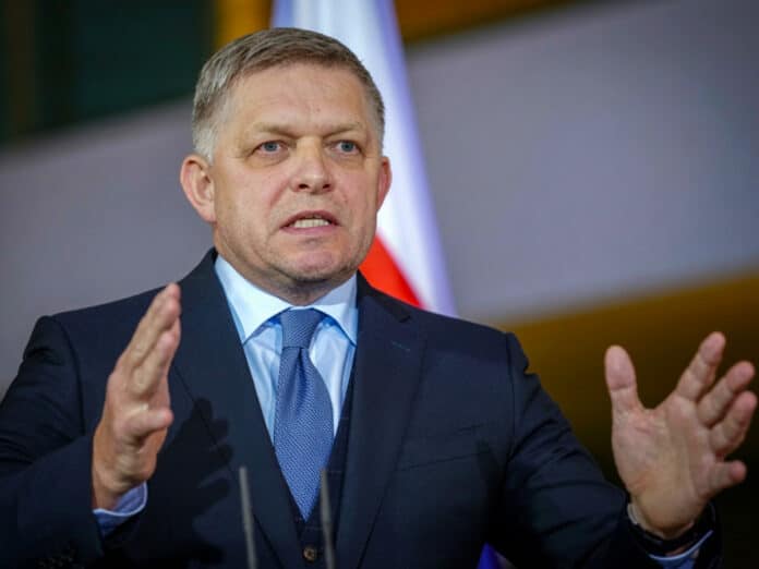 Словаччина планує на саміті НАТО заблокувати фінансову та військову допомогу Україні