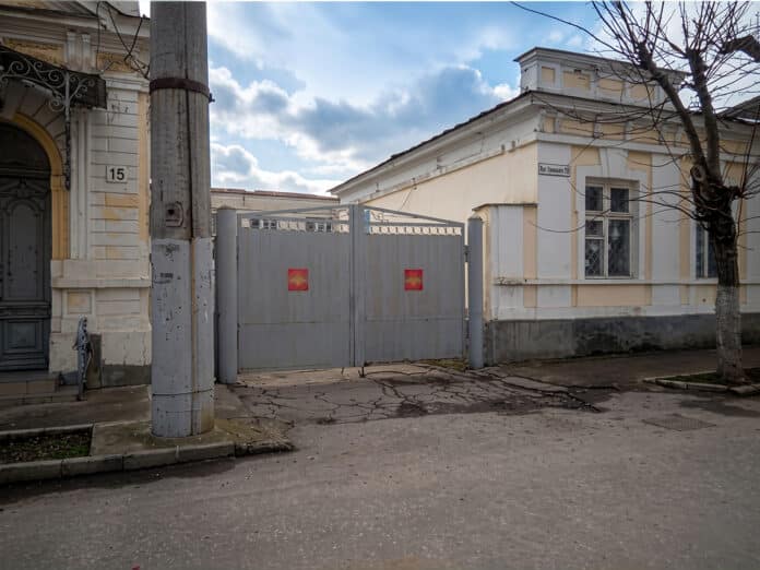 Судитимуть «воєнкома лнр», який 8 років відправляв земляків на війну проти України