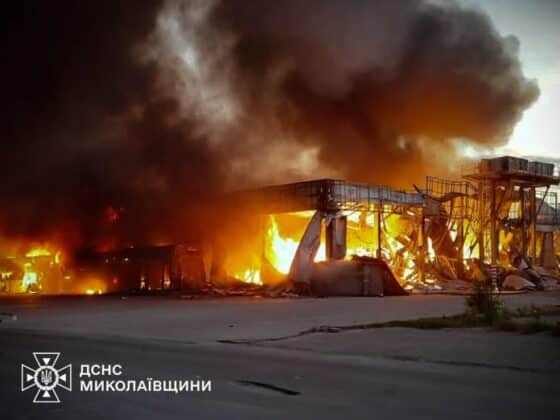 росіяни знищили супермаркет на Миколаївщині