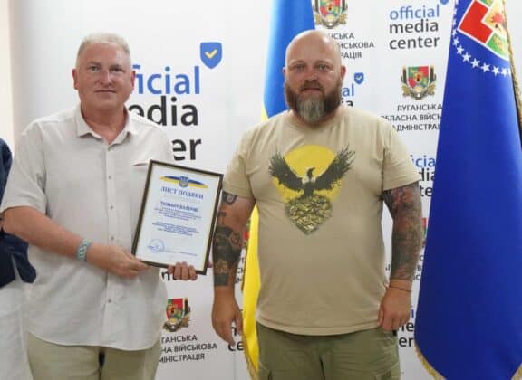 До Дня медичного працівника відзначили лікарів та медиків Луганщини 05