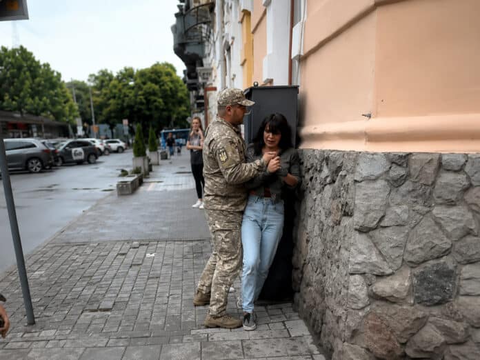 Побиття жінки військовим ТЦК у Львові: службове розслідування, поліція відкрила справу