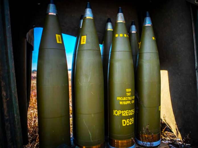 США не змогли збільшити виробництво 155-мм снарядів