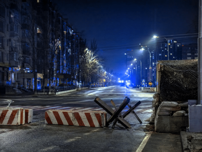 Комендантська година в Україні 2026