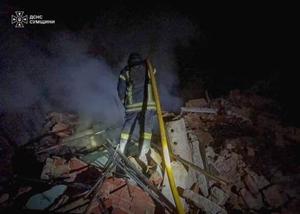 Наслідки нічної атаки російських дронів на Суми 01